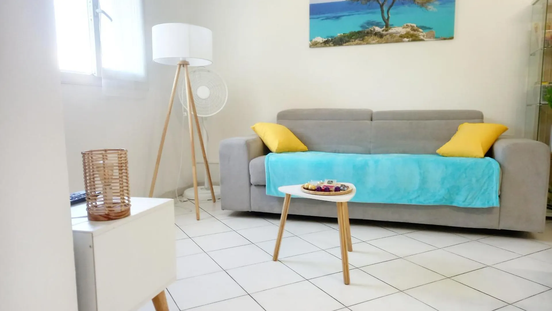 Adorable Studio A 200M De La Mer , Frais , Bien Equipe Et Proche Des Commodites Cagnes-sur-Mer 0*,  França